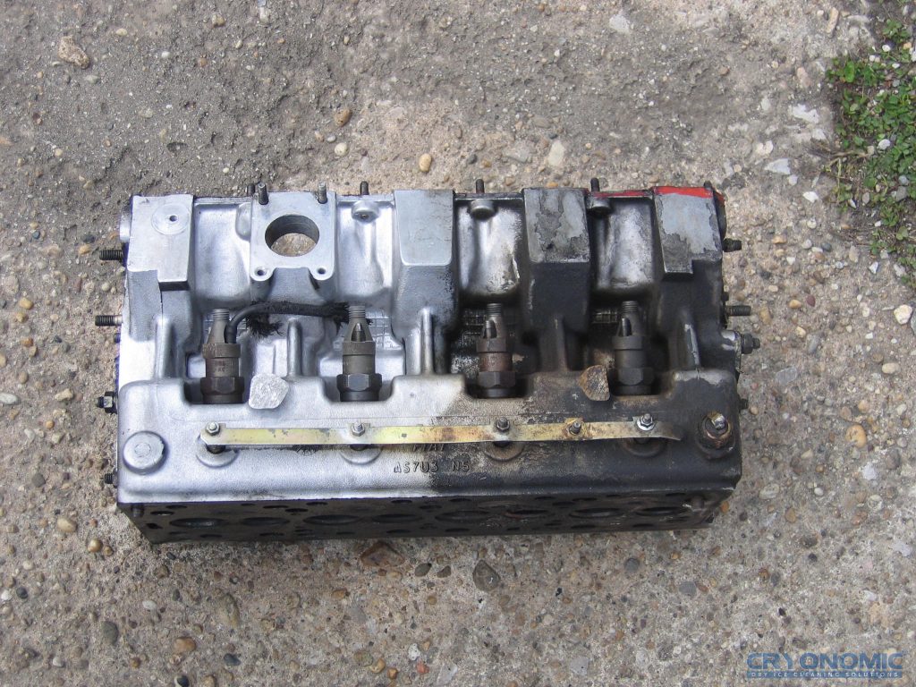 Mit Trockeneis gereinigter Block