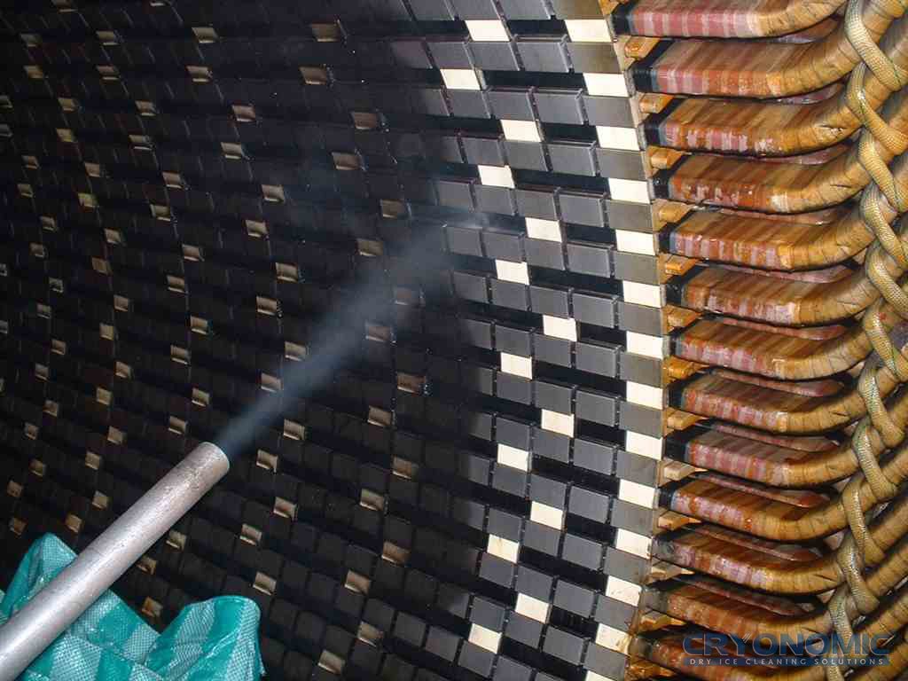 Trockeneis Reinigung von komplexen Anlagen